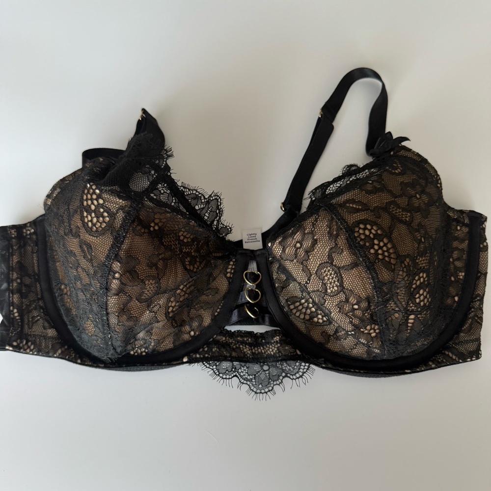 Cacique lightly lined French balconette Bra size 42DD black lace nude